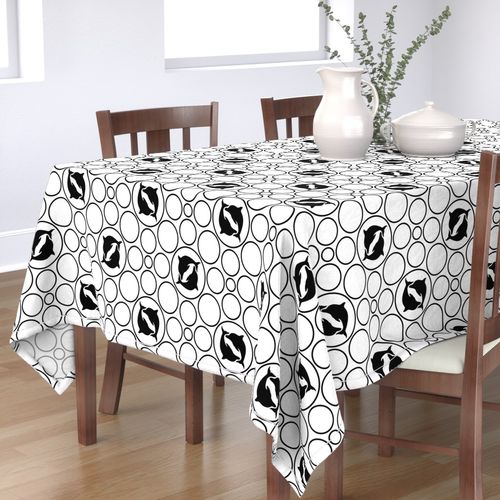 HOME_GOOD_RECTANGULAR_TABLE_CLOTH