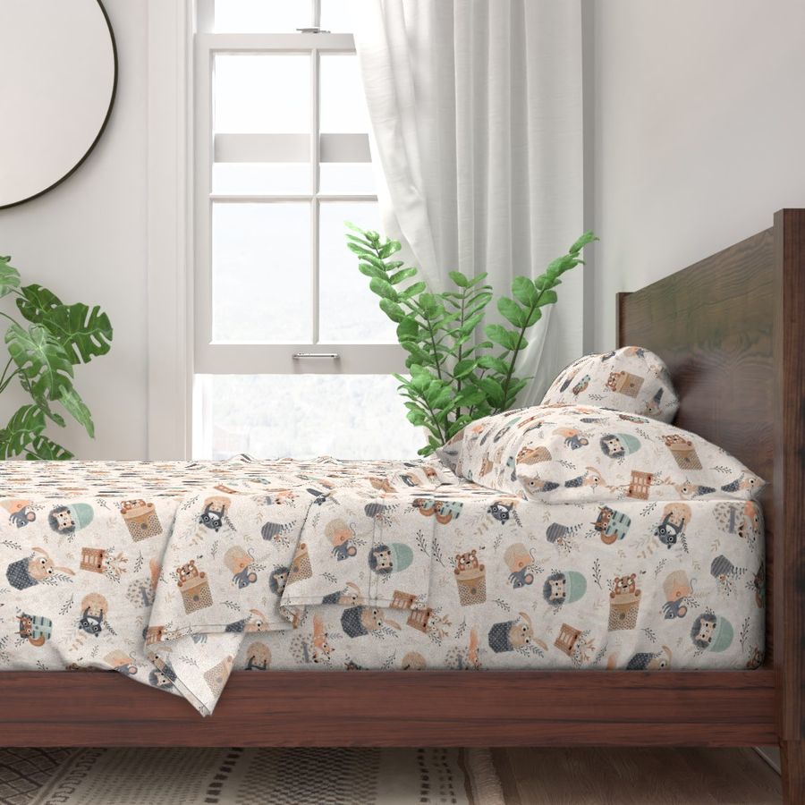 Cute Woodlands Animals Nursery Design with bunny, fox and bear in pockets