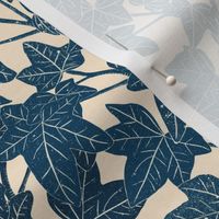 Textured Climbing English Ivy blue on light Medium