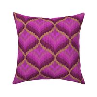 Bargello Ornament in Pink and Gold