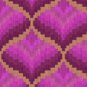 Bargello Ornament in Pink and Gold