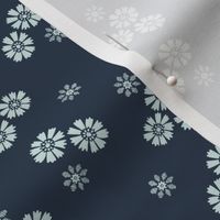 Cosmos Toss Navy and Sea Glass Small