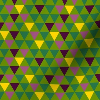 Green, yellow, burgundy and pink triangles - Small scale
