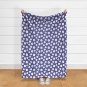Simple Daisies - Very Peri (large scale)