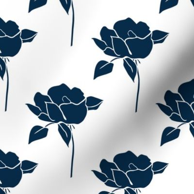 '50s Roses in navy on white