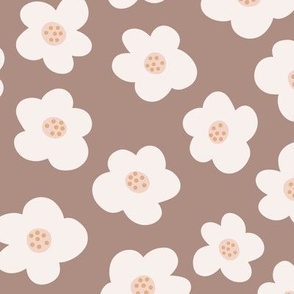 Blossom 1 brown / bold and simple floral pattern