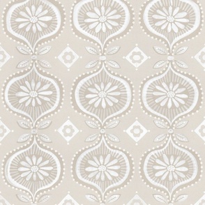 Daisy Chain Ogee Pattern