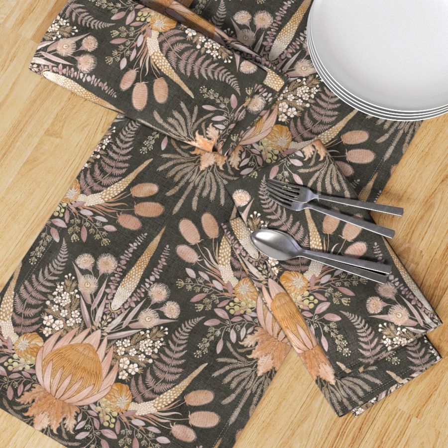 HOME_GOOD_TABLE_RUNNER