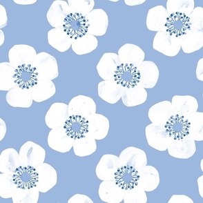 strawberry blossoms – blue white