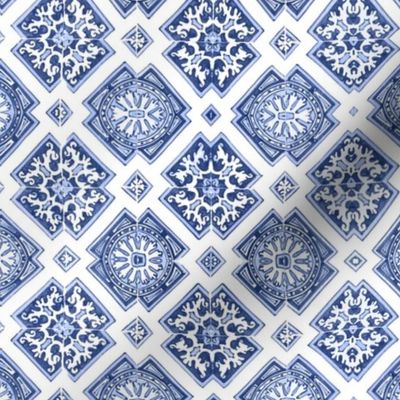 14" Mediterranean Sicilian tiles - Delft blue white