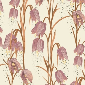 Jumbo Fritilary Floral Nude Off White