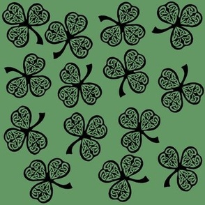 Celtic pattern - black on green background 