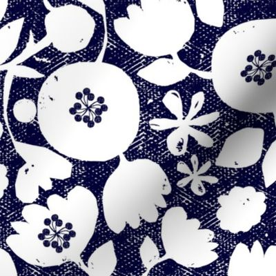 Clear cut flowers-dark navy