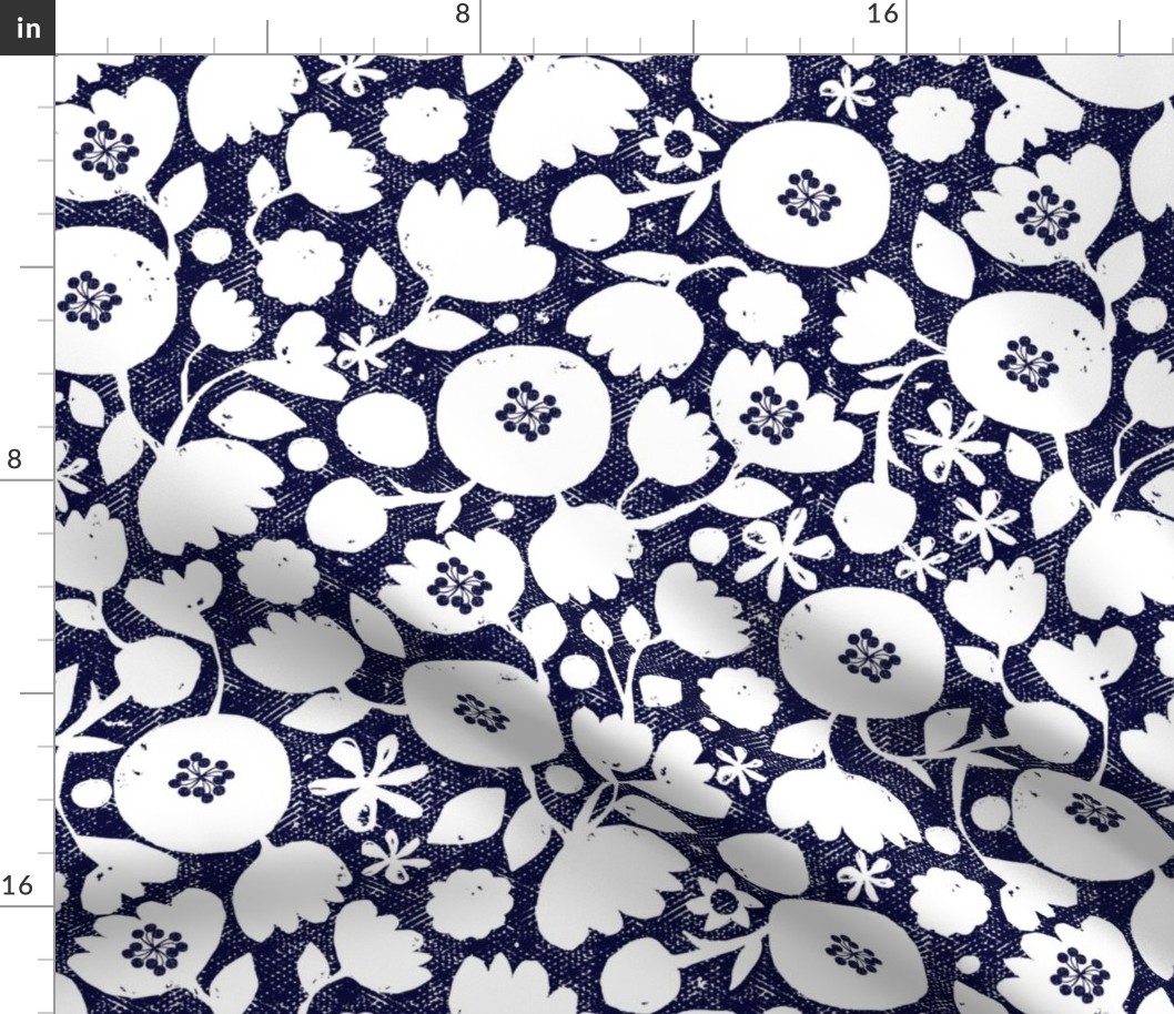 Clear cut flowers-dark navy