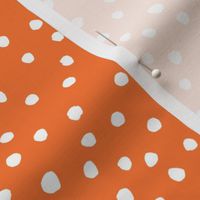 Wonky dots Orange