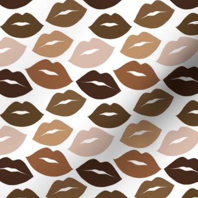 Lips Print Brown & Tan
