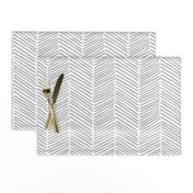 Freeform Arrows Large in gray on white
