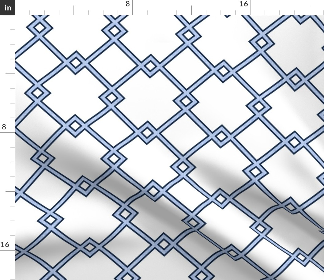 Lattice in sky (petite)