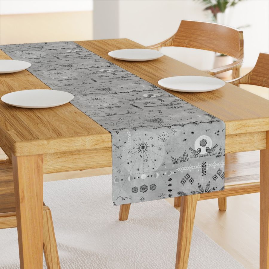 HOME_GOOD_TABLE_RUNNER