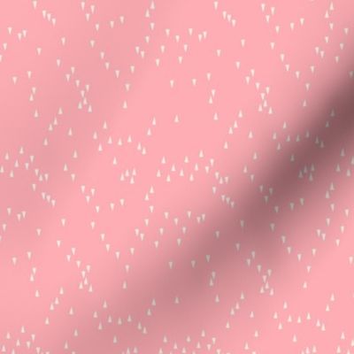 Scattered Triangles - Linen White on Salmon Pink 