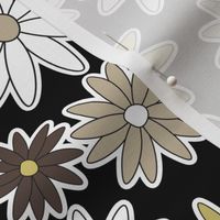 Daisy Floral Pattern - Black