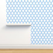 Quatrefoil Lattice - baby blue on white