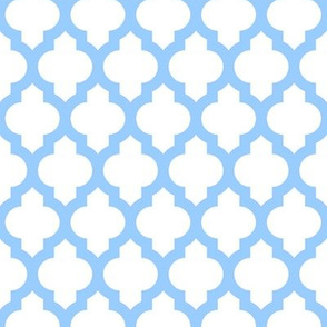 Quatrefoil Lattice - baby blue on white