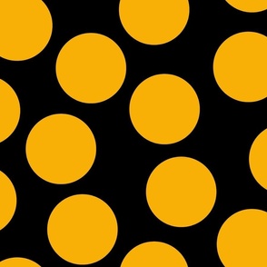 Jumbo large spots in yellow gold and black