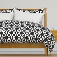 Aztec Kilim black