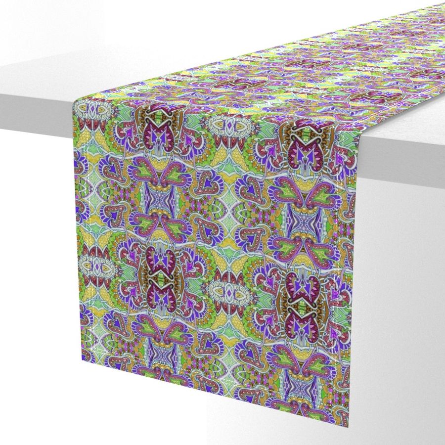 HOME_GOOD_TABLE_RUNNER