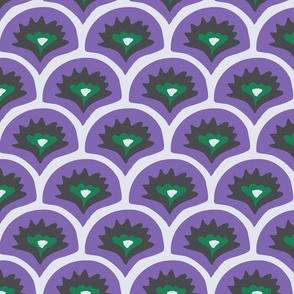 Scallop flowers purple green