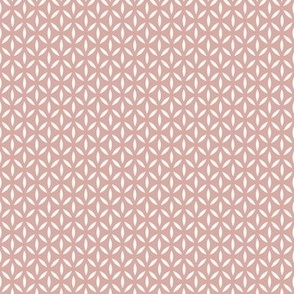 Leafpoint Lattice: Dusty Coral Latticework