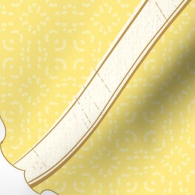 Versailles Scroll (20 inch) in Butter Yellow