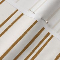 boardwalk stripes rust  MEDIUM