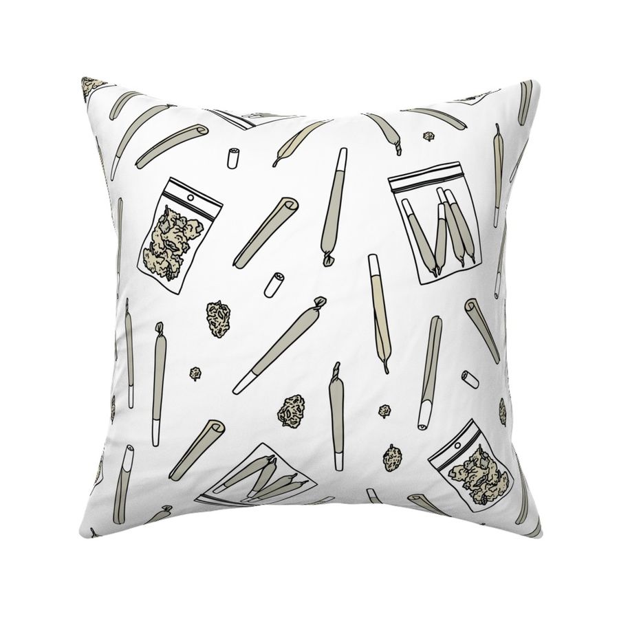 HOME_GOOD_SQUARE_THROW_PILLOW