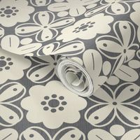 Mod_Flowers_-_Grey_and_White