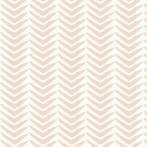 Soft Chevrons Blush on Natural