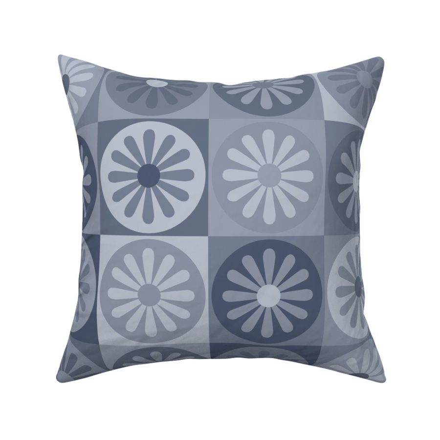 mod-flower-tiles_blue-grey