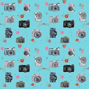 Camera Floral Turquoise