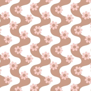 Medium Scale - Groovy Daisy Nude Pink