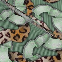 Leopards 'n' Lace - Meandering - Green