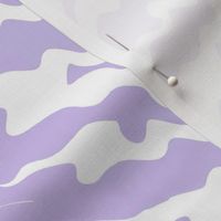 Wavy lilac pattern (large size version)