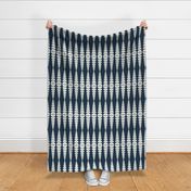 Semicircle columns in Navy