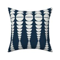 Semicircle columns in Navy