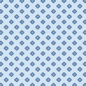 Quatrefoil Light Blue