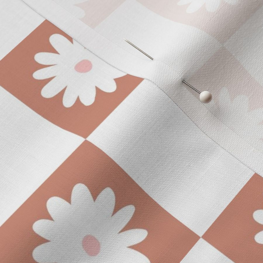 daisies checkers - nude