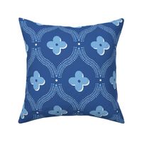 quatrefoil trellis/dark blue/large