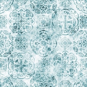 Kitchen Mandala tiles grungy light turquoise