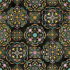 Kitchen Mandala tiles grungy dark multicolor
