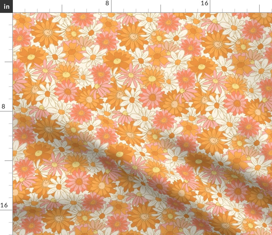 Smaller retro 70s floral - Vintage daisy - pink & orange